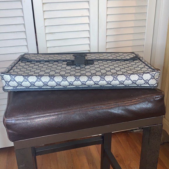(S 🚫LD‼️) Rare…Authentic Vintage GUCCI Portfolio... - Picture 5 of 17